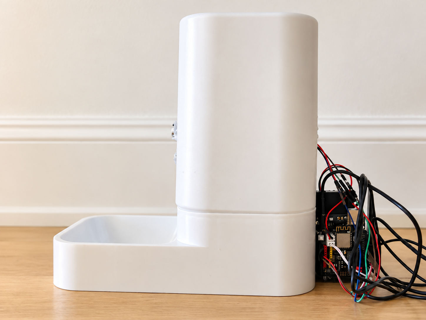 My homemade Arduino water fountain for my cat